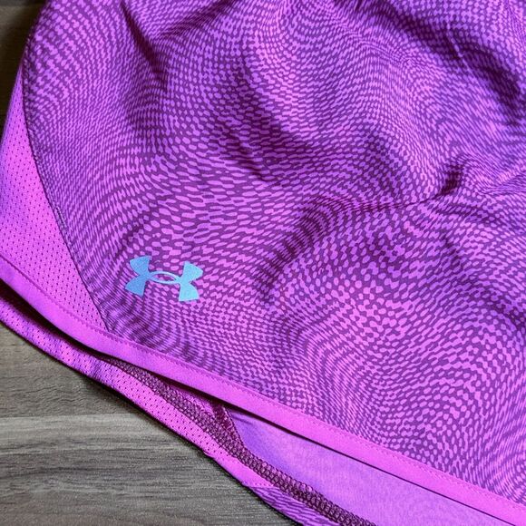 Under Armour Women's Fly By 2.0 Running Shorts Pink 1350196 SZ 3XL - Picture 2 of 6